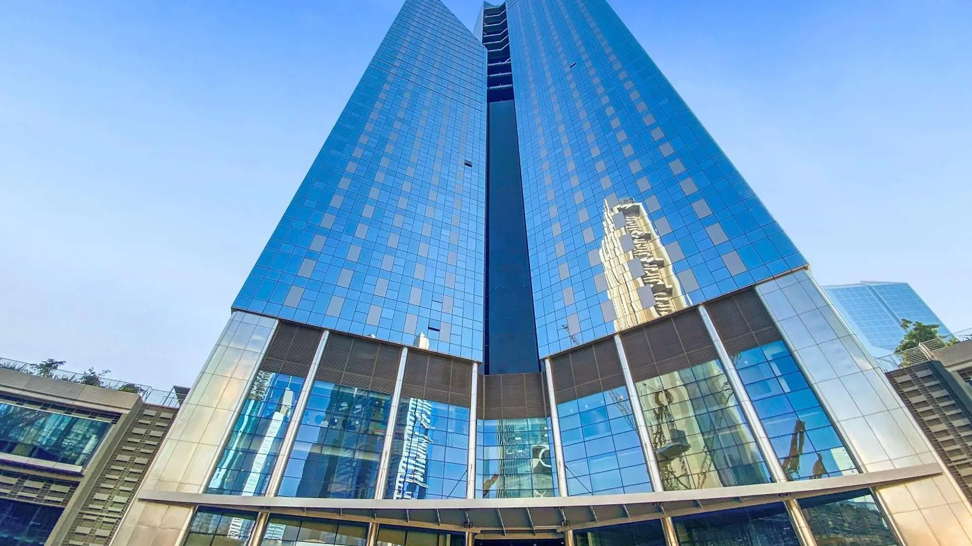 Apartment Silkhaus Central Park Spacious Studio In Heart Of Difc Dubai